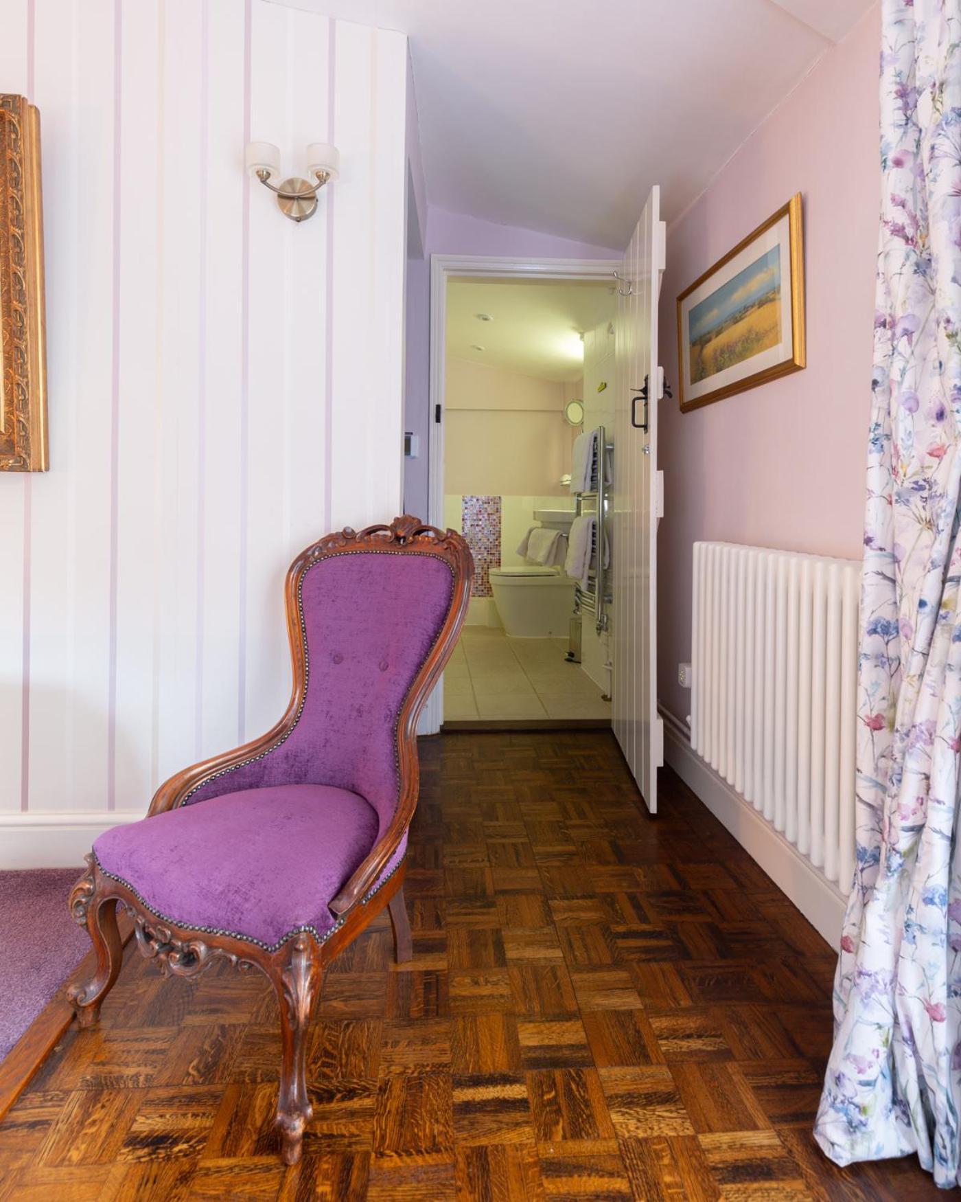 Frogs Hall B&B Eye  Luaran gambar