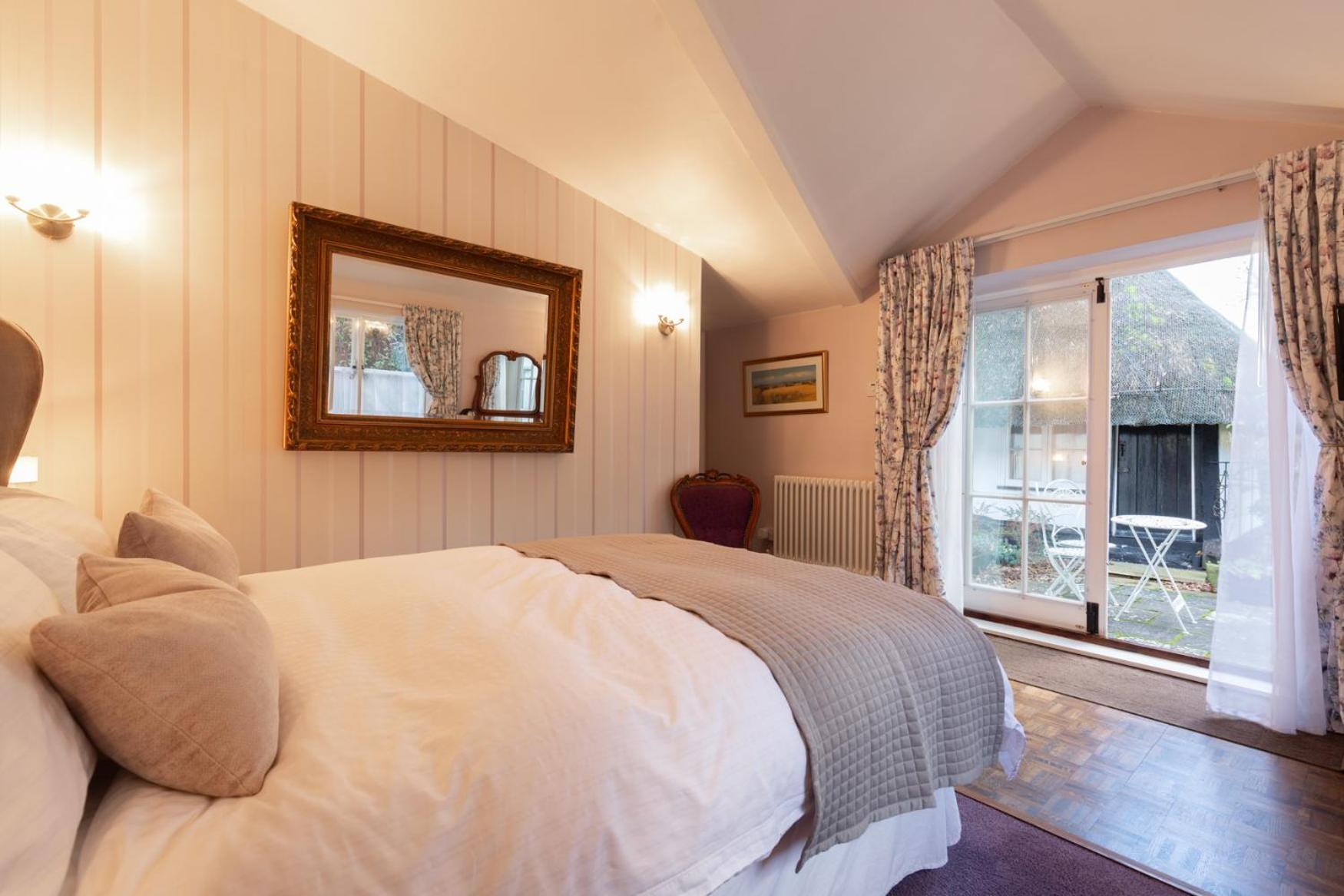Frogs Hall B&B Eye  Luaran gambar